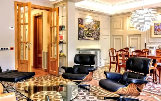 BizFlats Eixample Apartments