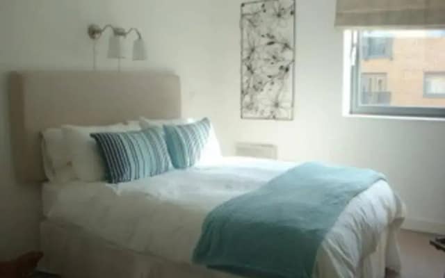 Modern 1 Bedroom Flat