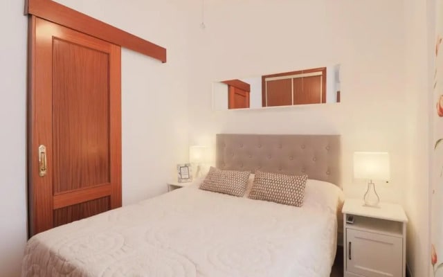 Brand New One Bedroom Cathedral Views