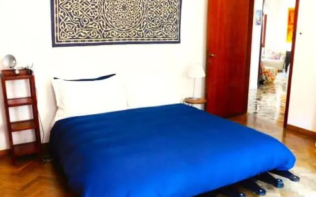 Nouvelle Vague Apartment