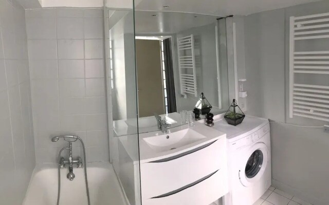 Apartment Fontaines du Temple