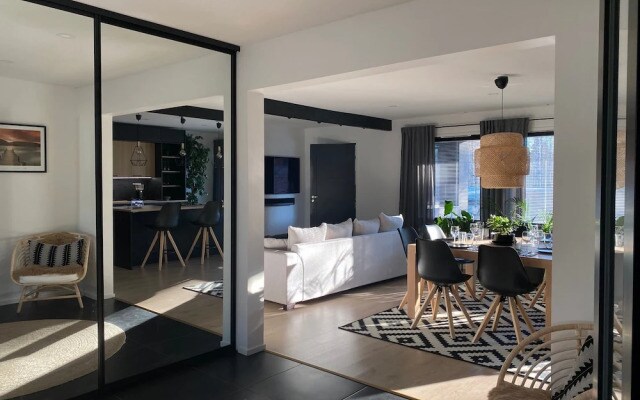 Idyllic Villa Unikko With Jacuzzi And Sauna