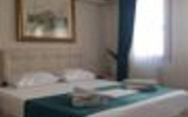 Peteks Hotel