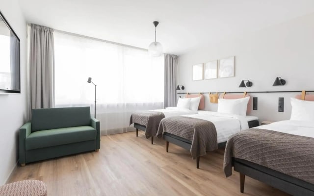 Oru Hub Hotel Tallinn — Handwritten Collection
