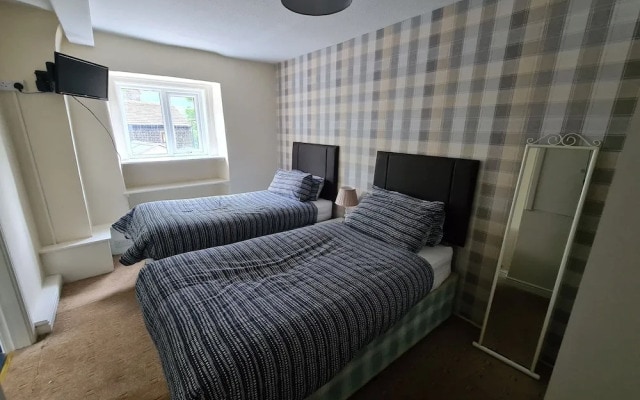 The Diggle Hotel