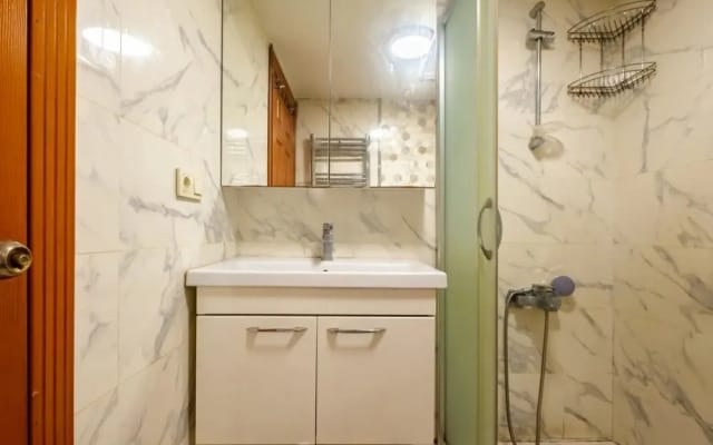Eclectic Apartment near Popular Attractions in Beyoglu