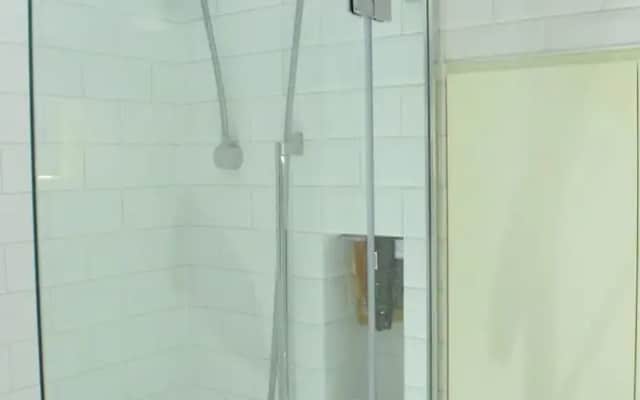 Modern 1 Bedroom Apartment in Victoria