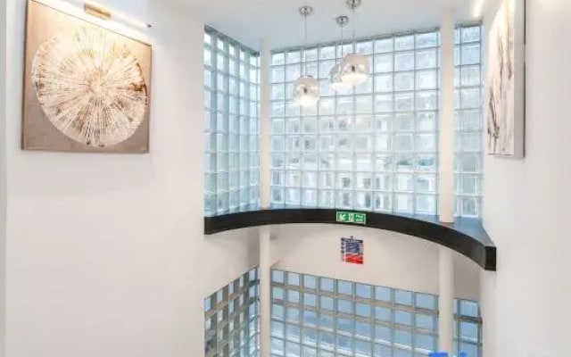 Stunning 2 Bed with ensuite near Elephant & Castle