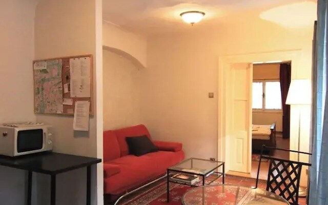 1 Bed Flat - Sleeps 3 - Courtyard - Wifi