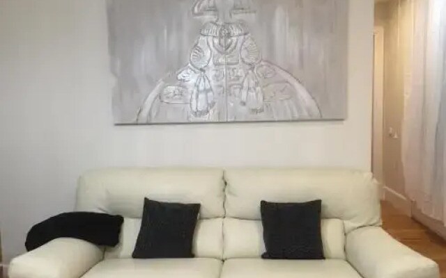 Plaza Mayor Design Apartment