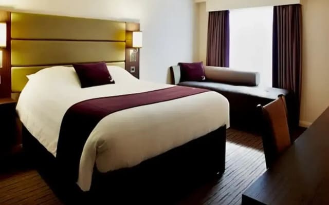 Premier Inn Manchester - Wilmslow