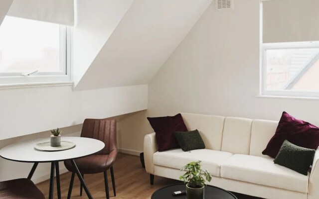 Garmoyle Road Flat 3
