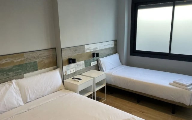 Hey Rooms