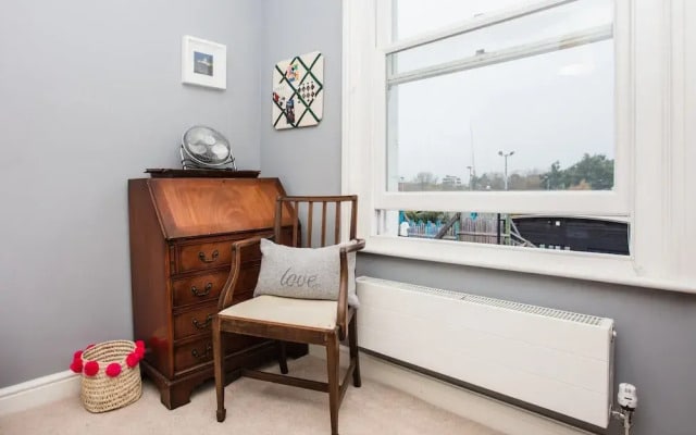 2 Bedroom Home In Islington