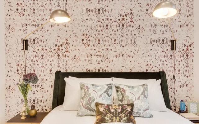 The Gloucester Road Escape - Bright & Central 1BDR Apartment