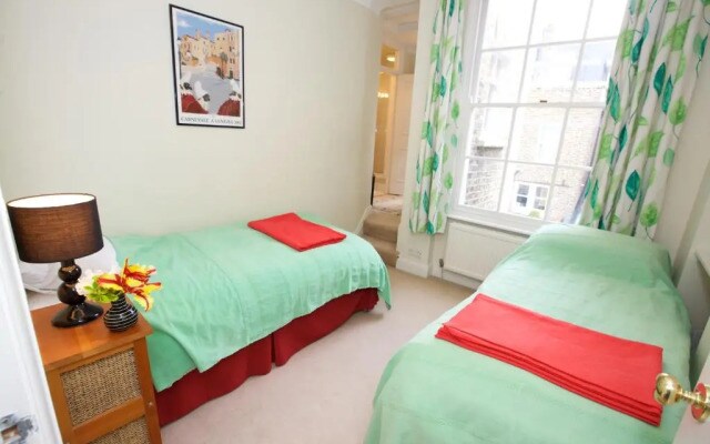 Luxurious 2BR flat in Pimlico, near Warwick sq.