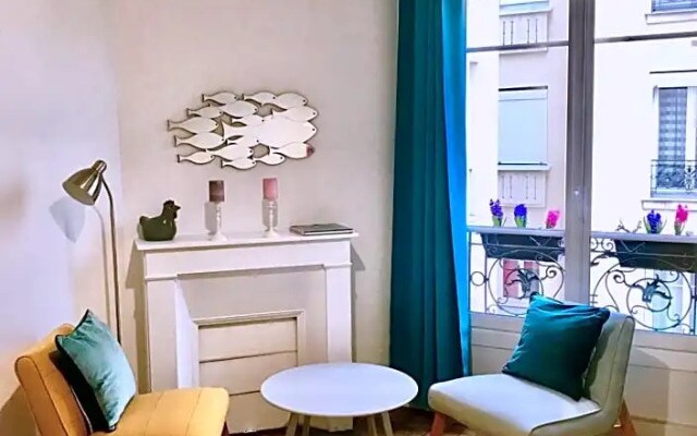 Sweet Room 15