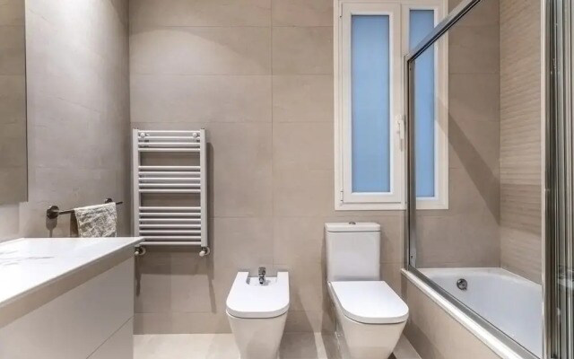 Carmona - 3 Bedrooms in Salamanca