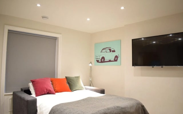 Notting Hill Studio Flat Sleeps 4