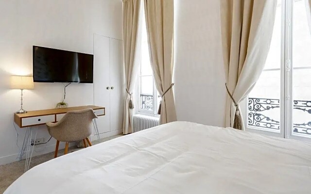 Maison de Lignières - Bed & Breakfast - Paris quartier Champs-Elysées