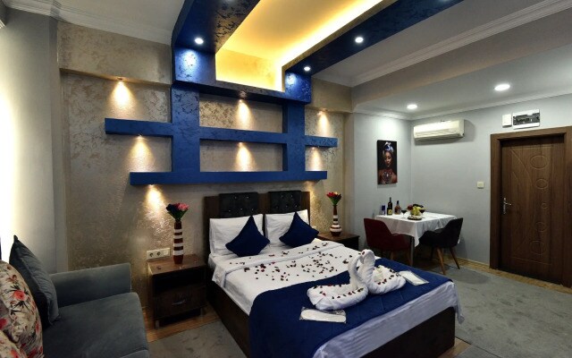 Rays Hotel