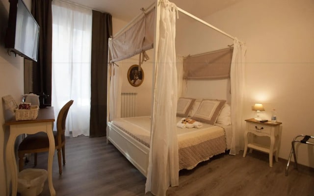 Flaminia Rooms&Suites