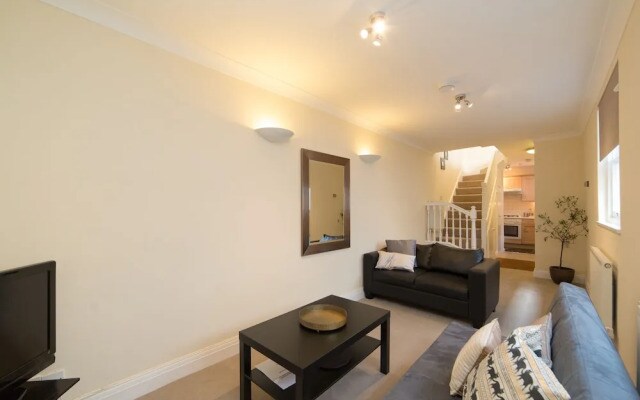 Q Home - Paddington One