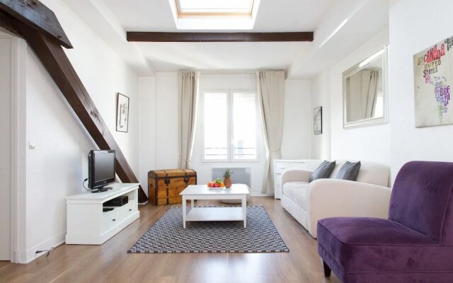 Le Marais - Beaubourg Apartment