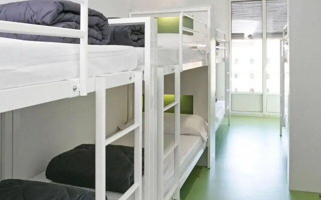 Sant Jordi Hostels Rock Palace