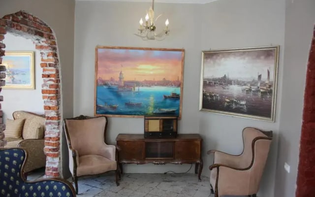 Bahaus Hostel