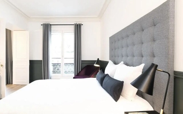 LUX 4BDR Opera Lafayette 3 by Livinparis