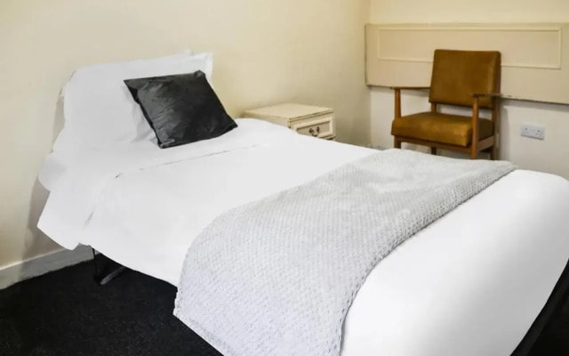 Hotel 346