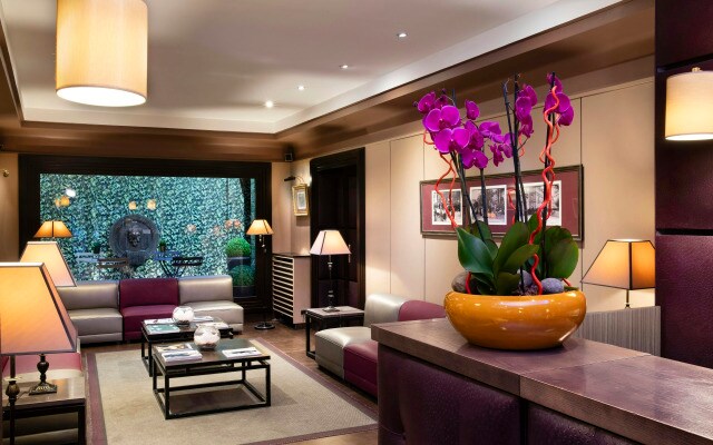 Elysées Hotel