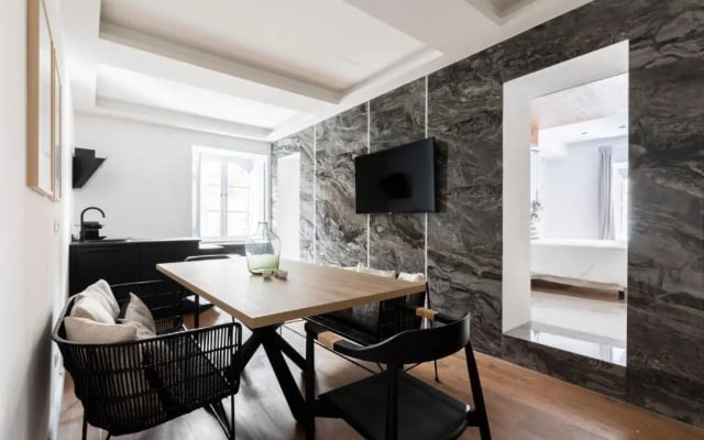 Sonder — Trevi Suites