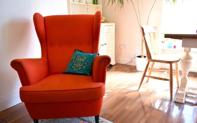 3 Bedroom House With Roof Terrace