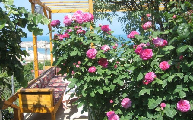 Gizli bahçe butik otel
