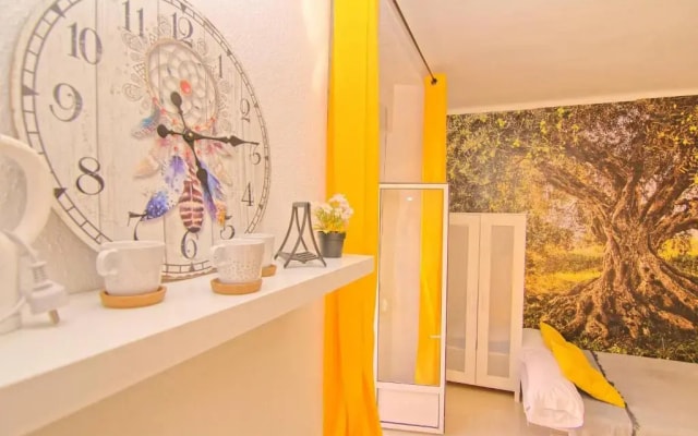 Balcony & Room