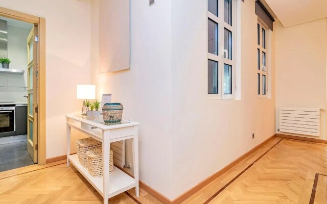 Velazquez Suites