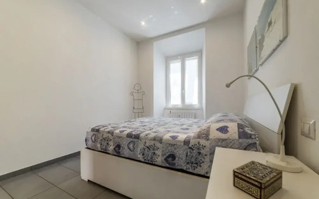 Porta Pia & Villa Torlonia Apartment with Balcony