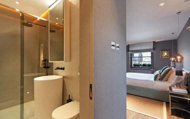 Cadogan Square Luxury 2 Bedroom Apartment II