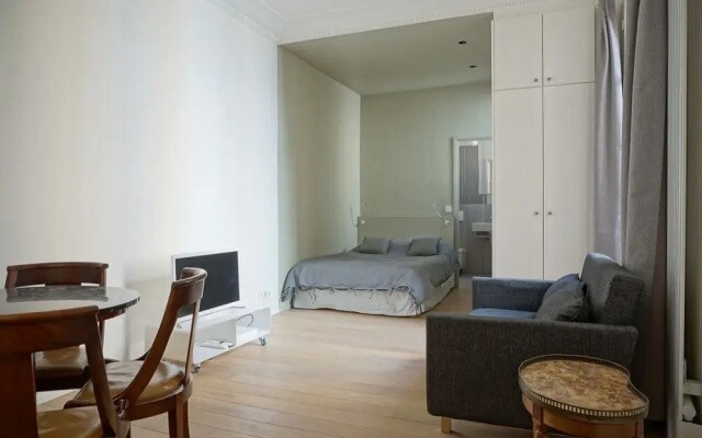 Etoile - Studio - Paris 8