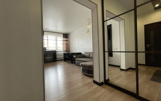 Vegas apartments (Вегас апартментс) на улице Школьная