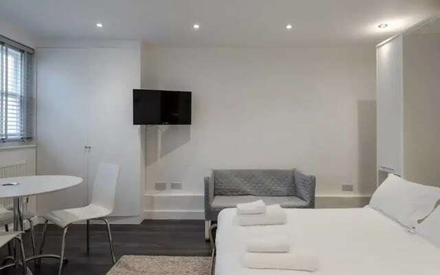 Modern Studio In West Kensington 2 Guests