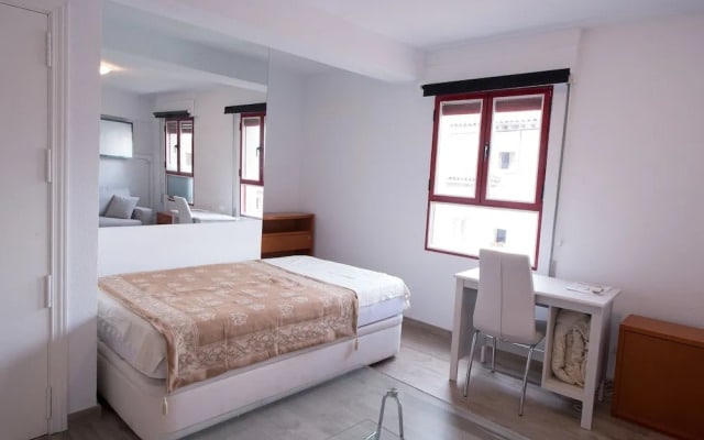 Best Offer Rastro Madrid La Latina
