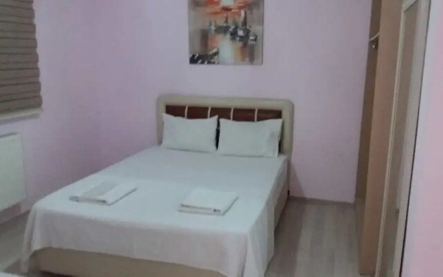 Zeytin Apart
