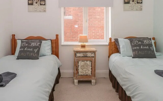 Cosy Coast Cottage