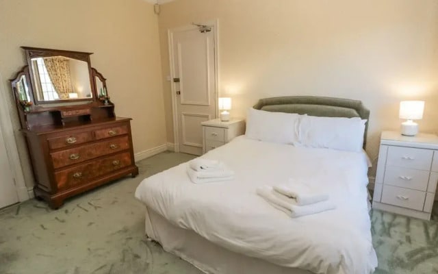 Highcliffe Manor