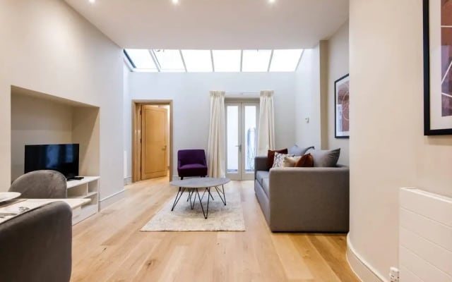 Belgravia 1 Bed Stylish Apartment
