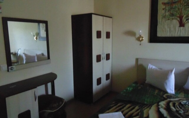 Piramid Mini-hotel