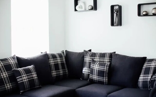 Cloud 89 Service Apartments